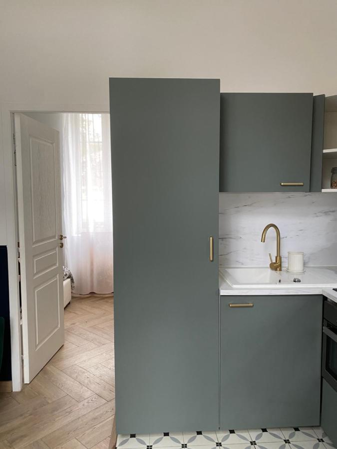 La Suite Dandy - Beau T2 -Terrasse, Parking Gratuit, Climatisation Bagnères-de-Bigorre Exterior foto